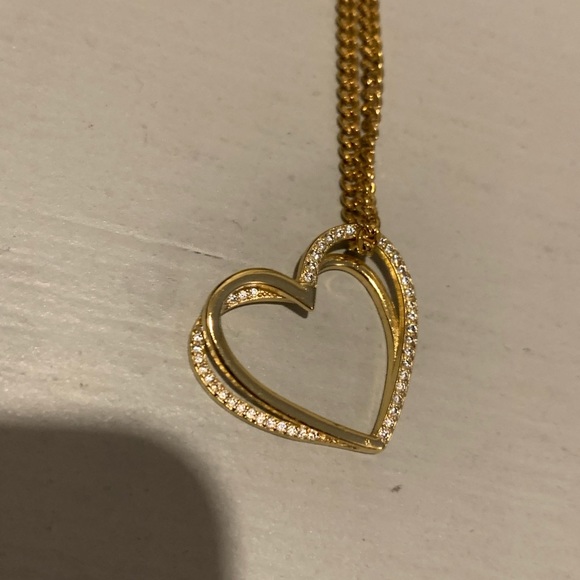 💥💥FLASH SALE💥💥 Double heart necklace with magnetic clasp - Picture 2 of 2